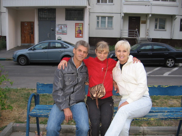 ...  !))))
